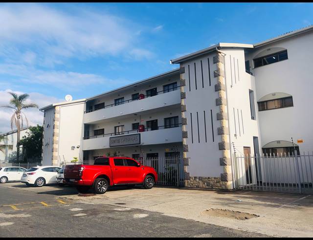 2 BEDROOM APARTMENT FOR SALE IN MARGATE BEACH